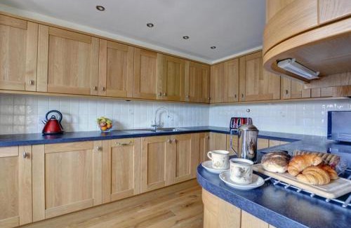 Briggswath House | Family-Friendly Retreat at Westlands Cottage Awaits You
