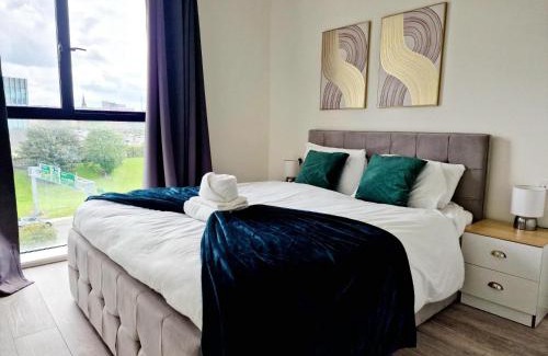 Vauxhall Apartment | Westminster Park One Bed Apartment with Free Parking