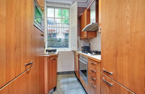 Westminster Apartment | Westminster Retreat by UnderTheDoormat