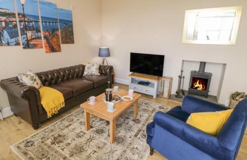 Egton House | Experience Westonby Lodge: 5-Star Pet-Friendly Retreat