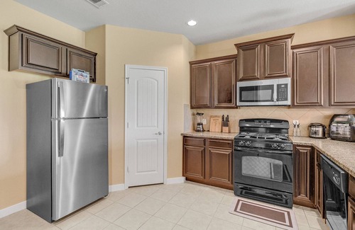 McKinney House | Westridge Retreat with golf course view and game room