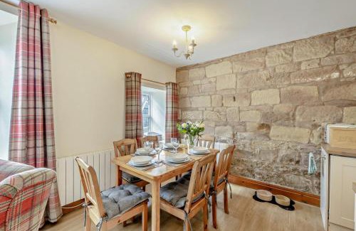 North Sunderland House | Pet-Friendly Retreat at Westview Cottage in Seahouses