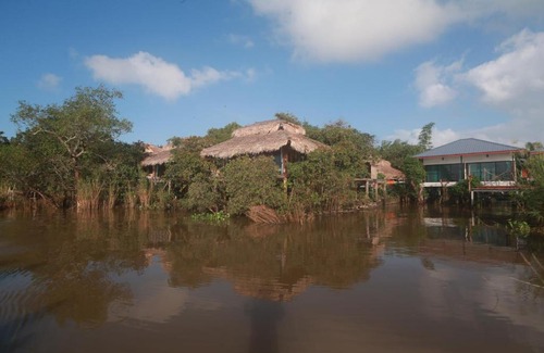 Khao Chaison House | Child-Friendly Wetland Camp: Rated 9.2/10 by Guests