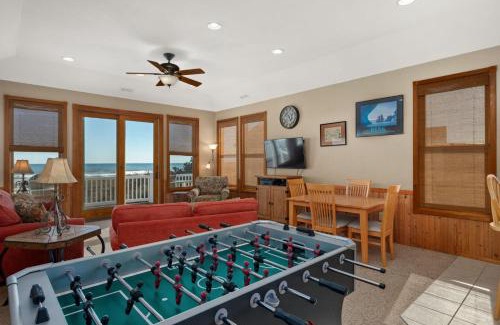 Whalehead Beach House | Oceanfront WH155 Off Crew: Perfect for Family Getaways
