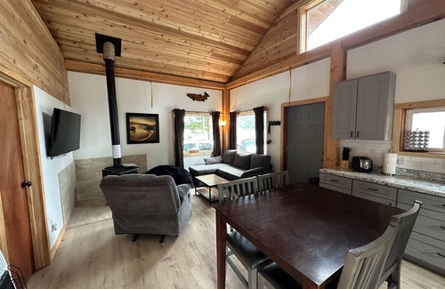 Whale Pass Cabin | Ocean View Cabins at Whale Pass Adventure Property