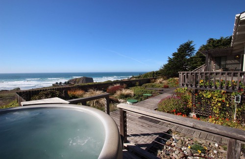 Fort Bragg House | Whale Rock: Create Unforgettable Memories by the Ocean