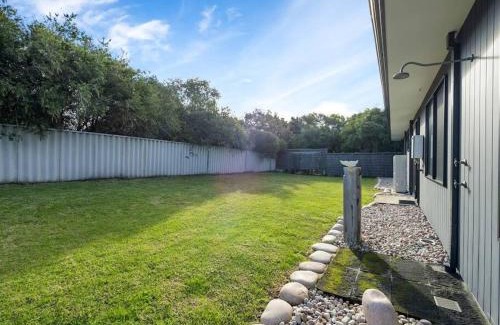 Augusta House | Stylish Whale Tails Augusta with Private Beach & Ocean Views
