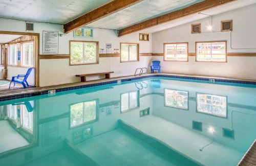 South Beach Resort | Discover Whalers Rest: Family-Friendly with Pool & Hot Tub