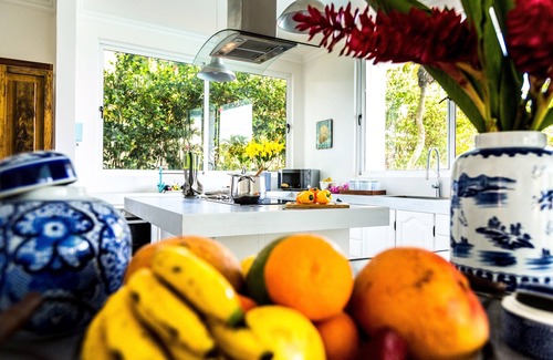 Tango Mar Villa | Exquisite Whales View Beach House with Ocean Front Charm