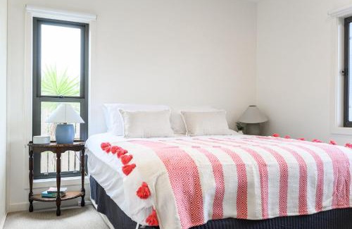 Cape Paterson House | Experience Whales & Wombats: Oceanfront Bliss Awaits!