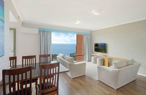Eden Apartment | Family-Friendly Getaway at Whalevue - Unit 2, 4 Star Rated