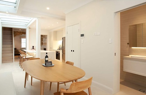 Woolloomooloo House | Guest Rated 10/10: Wharf House Woolloomooloo Awaits