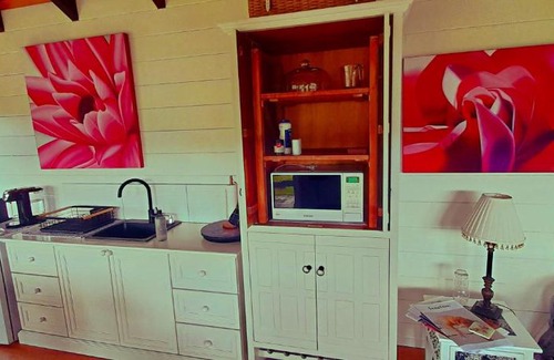 Wellsford Ski Chalet | Oceanfront Wharfe Cottage: Guest Rated 9.9/10 Experience