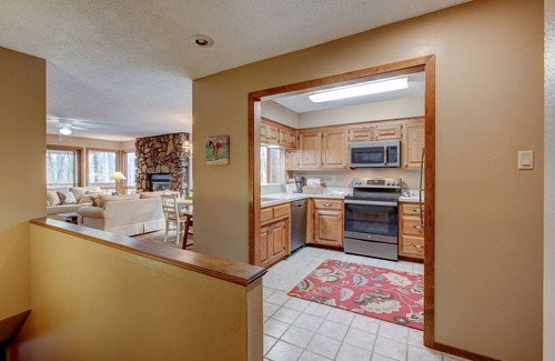 Mount Ida Condo | Cozy 3BR Condo at Mt Harbor on Lake Ouachita