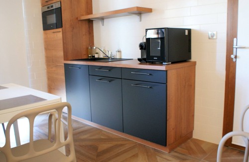 Saint-Vulbas Hotel | Discover What Else Hotel: Family-Friendly with Spa Access