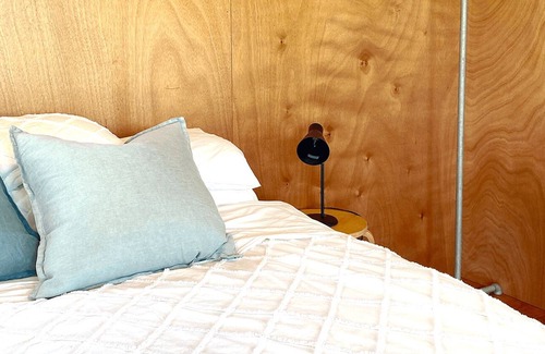 Gisborne Apartment | Top-Rated Wheatstone Studio: Family-Friendly with Kitchen