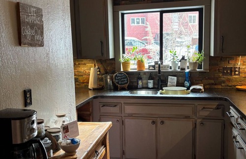 Wrightwood Cabin | Accessible Retreat: Ski Close, Pet-Friendly & Family Ready