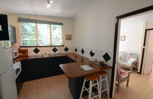 Nelly Bay Cottage | Accessible Cottage with Pool and Ocean View in Tranquil Setting