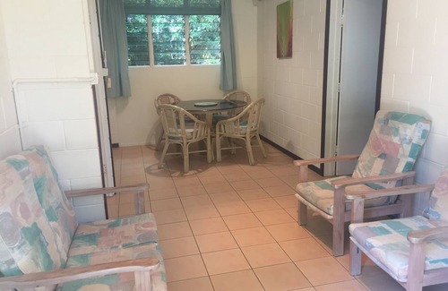 Nelly Bay Cottage | Accessible Cottage with Pool and Ocean View in Tranquil Setting