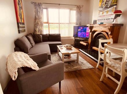 Craigavon Apartment | Wheelers Inn
