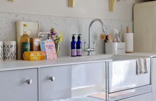 St. Mabyn House | Exceptional Wheelwright House: Pet and Child Friendly Retreat