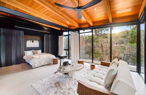 Austin House | Enjoy 4 Nights for the Price of 3 This July!