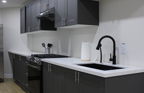 New Tecumseth House | Elegant Retreats with Pool, Spa & Pet-Friendly Amenities