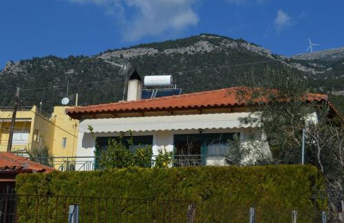 Porto Germeno House | Experience Where the Mountains Meet the Sea in Comfort