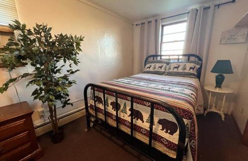 Bonesteel Hotel | Family-Friendly 4-Star Retreat at Whetstone Bay Lodge