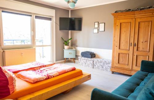 Gruna Apartment | Cozy Flat Near Großen Garten: Pet-Friendly & Family-Oriented