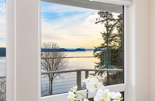 Oak Harbor House | Whidbey Island getaway