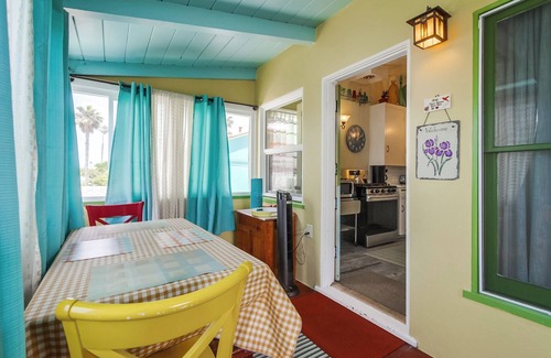 Ocean Beach Cottage | Pet-Friendly Beach Cottage Steps from the Ocean with Breakfast