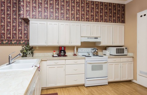Prescott Apartment | Elegant Whiskey Row Penthouse with Hot Tub & Breakfast