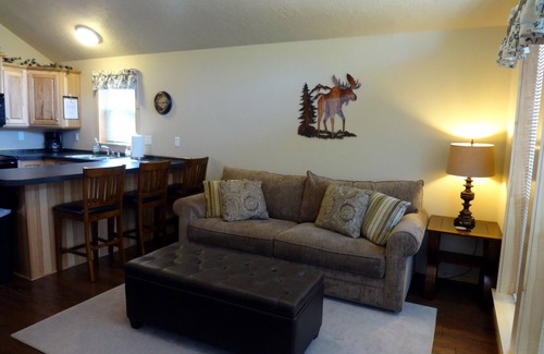 West Yellowstone House | Explore Yellowstone from Whiskey Springs Cabins #2