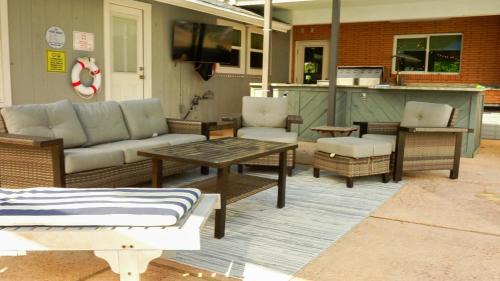 Ingleside House | Relax at Whispering Breezes with Poolside Serenity