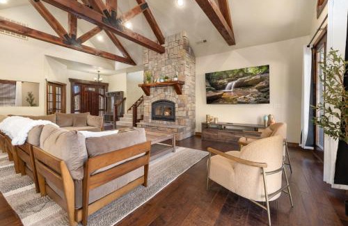 Springdale House | Whispering Brook