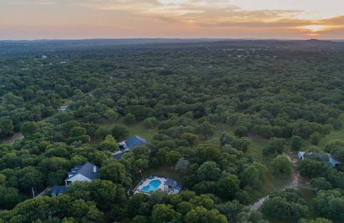 Dripping Springs House | Relaxing Whispering Oaks Estate with Pool and Hot Tub