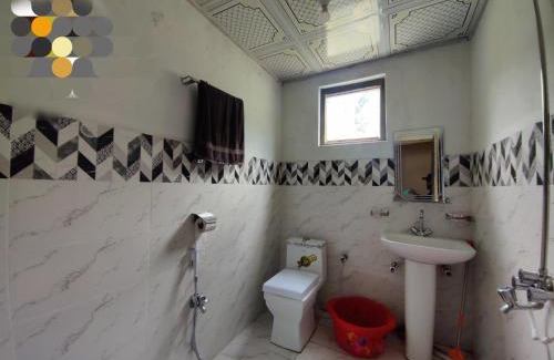 Azad Kashmir Resort | Whispering pine cottage battakundi