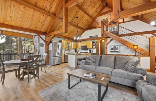 Rimrock Cabin | Whispering Pines Cabin