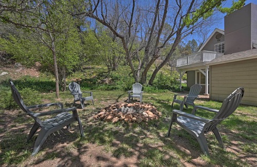 Whispering Pines Cottage | Family-Friendly Whispering Pines Home Near Scenic Trails