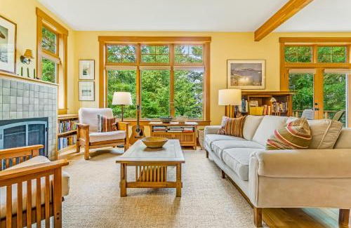 Rosario House | Relax at Whispering Pines Retreat - 4 Star, Guest Rated 9.8