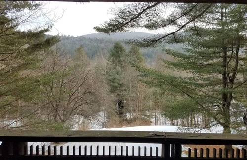 Stockbridge House | Pet-Friendly Whispering Pines Ski House in Green Mountains