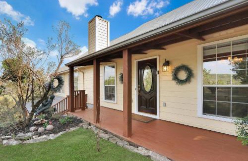 Wimberley House | Relaxing Retreat at Whispering Ridge Ranch: Pet-Friendly Stay