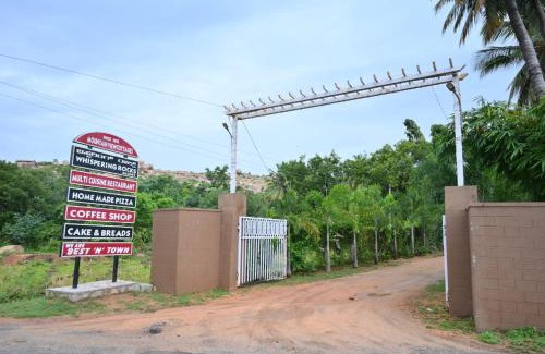 Kamalapur Resort | Whispering Rocks Jungle Resort
