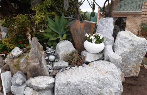 Blue Horizon Bay House | Unwind at Whispering Waves: Family-Friendly Retreat