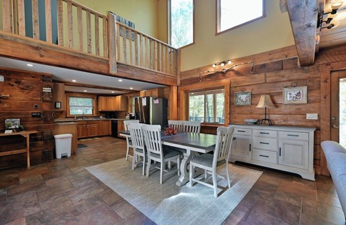 Iron River Cabin | Discover Whispering Waters Lodge: Family-Friendly Retreat