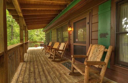 Blue Ridge House | Whispering Winds: Family and Pet Friendly Retreat