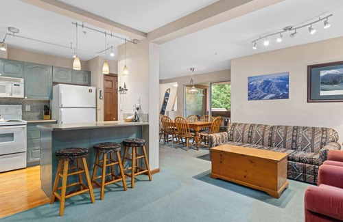 Whistler Cay Heights Condo | Exceptional Stay at Whistler - Stoney Creek Sunpath