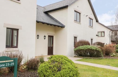 Penrith House | Relax at Whitbarrow 24: Family-Friendly Retreat with Pool
