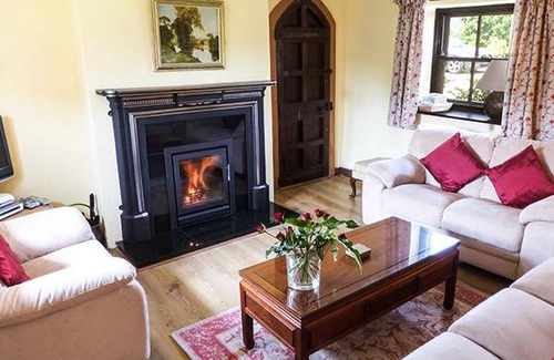 Mickleton Cottage | Pet-Friendly Whitbridge Cottage: A Cozy 4-Star Retreat